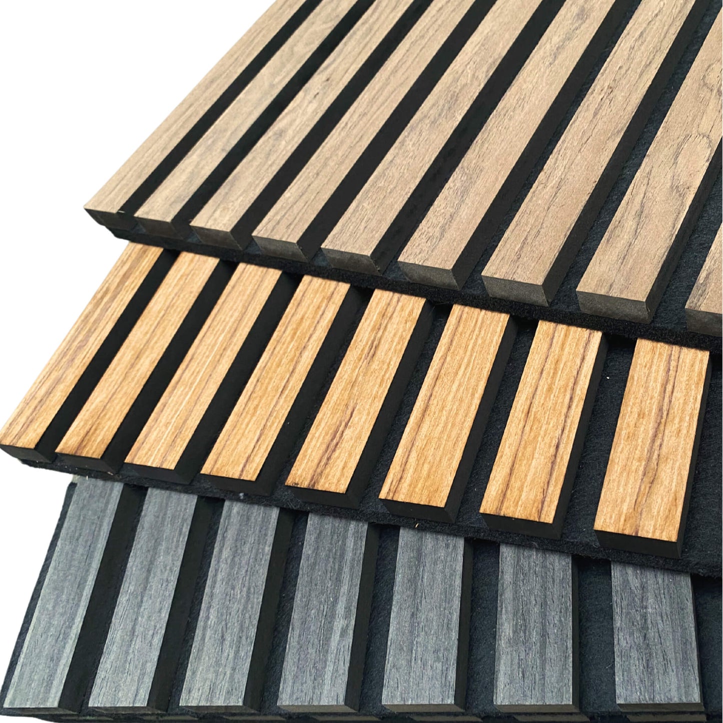 Moderne Akustikpaneele aus edlem Holz in den Farben Eiche, Schwarze Eiche und Walnuss – die perfekte Verbindung aus Design und Schallschutz. Ideal für stilvolle Wandgestaltungen in Wohnräumen, Büros oder Studios. Unsere maßgefertigten akustikpaneele holz und akustik wandpaneele verbessern die Raumakustik und schaffen eine angenehme Atmosphäre. Die holz akustik paneele und akustik wandpaneel vereinen Ästhetik und Funktionalität für individuelle Raumkonzepte