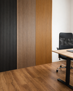 Akustikpaneel Holz im Büro als Schallschutz Wand